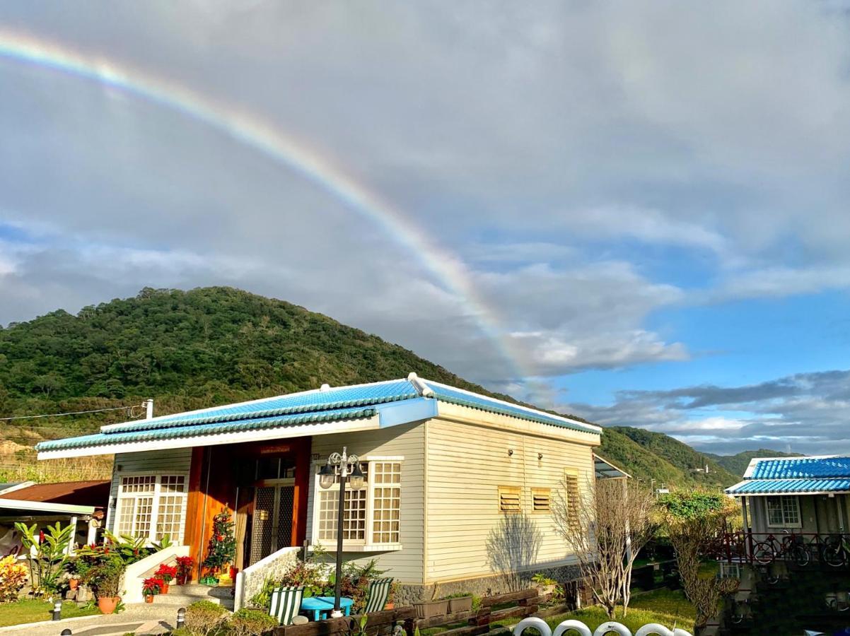 東方雲民宿 Dawu Esterno foto